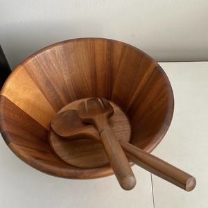Pampered Chef Wood Salad Bowl and Wood Salad Servers with   One box damaged